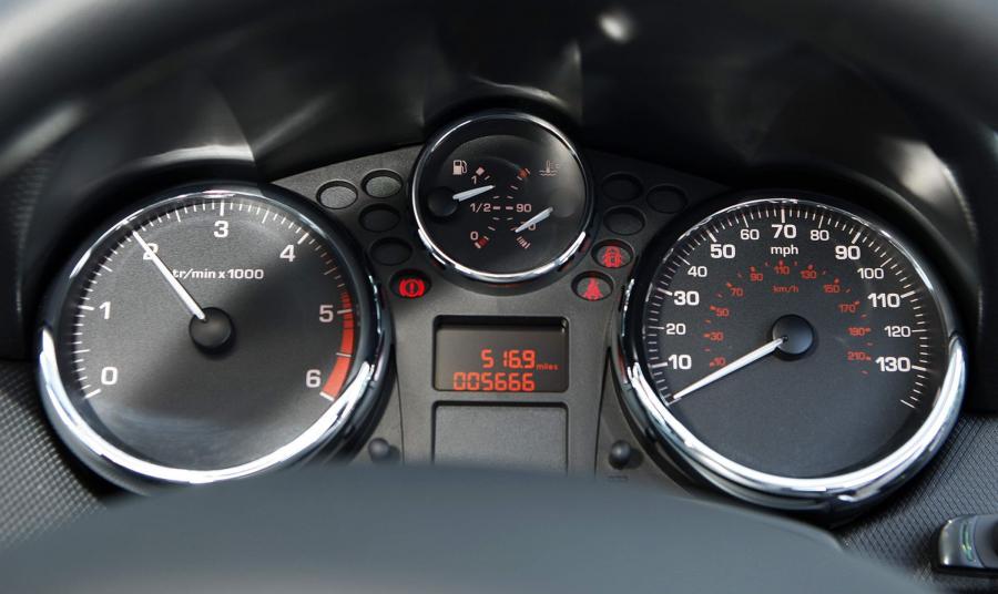  Peugeot 207 Van Sports Accessory Pack 2008 года  (фото 8 из 38)